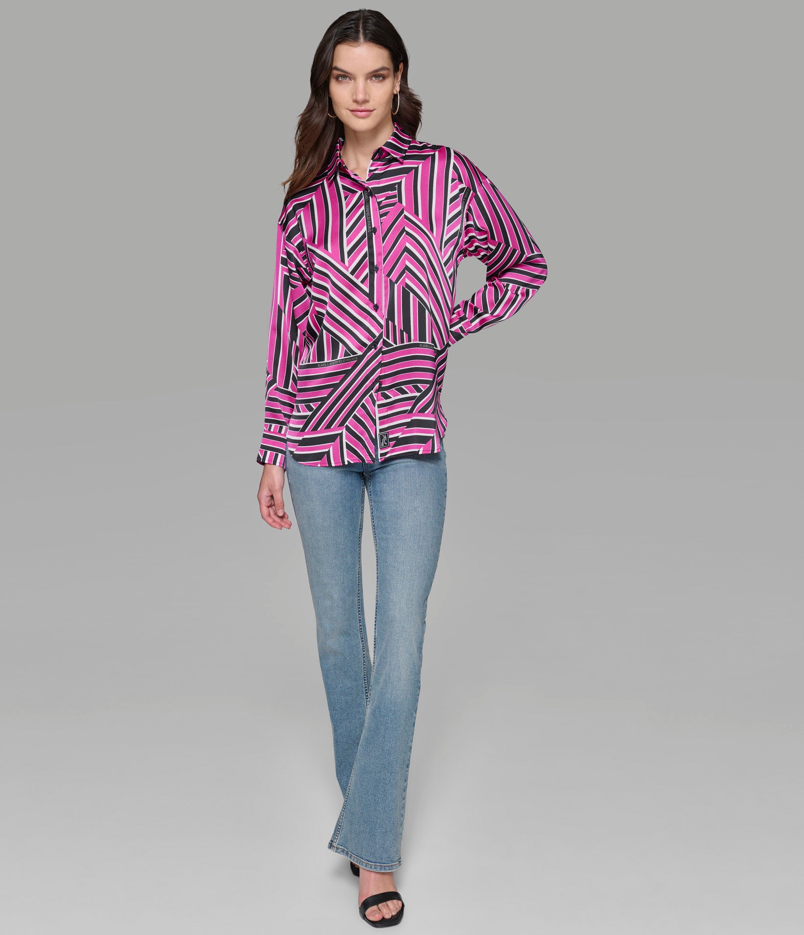 GEOMETRIC PRINT SOFT BLOUSE