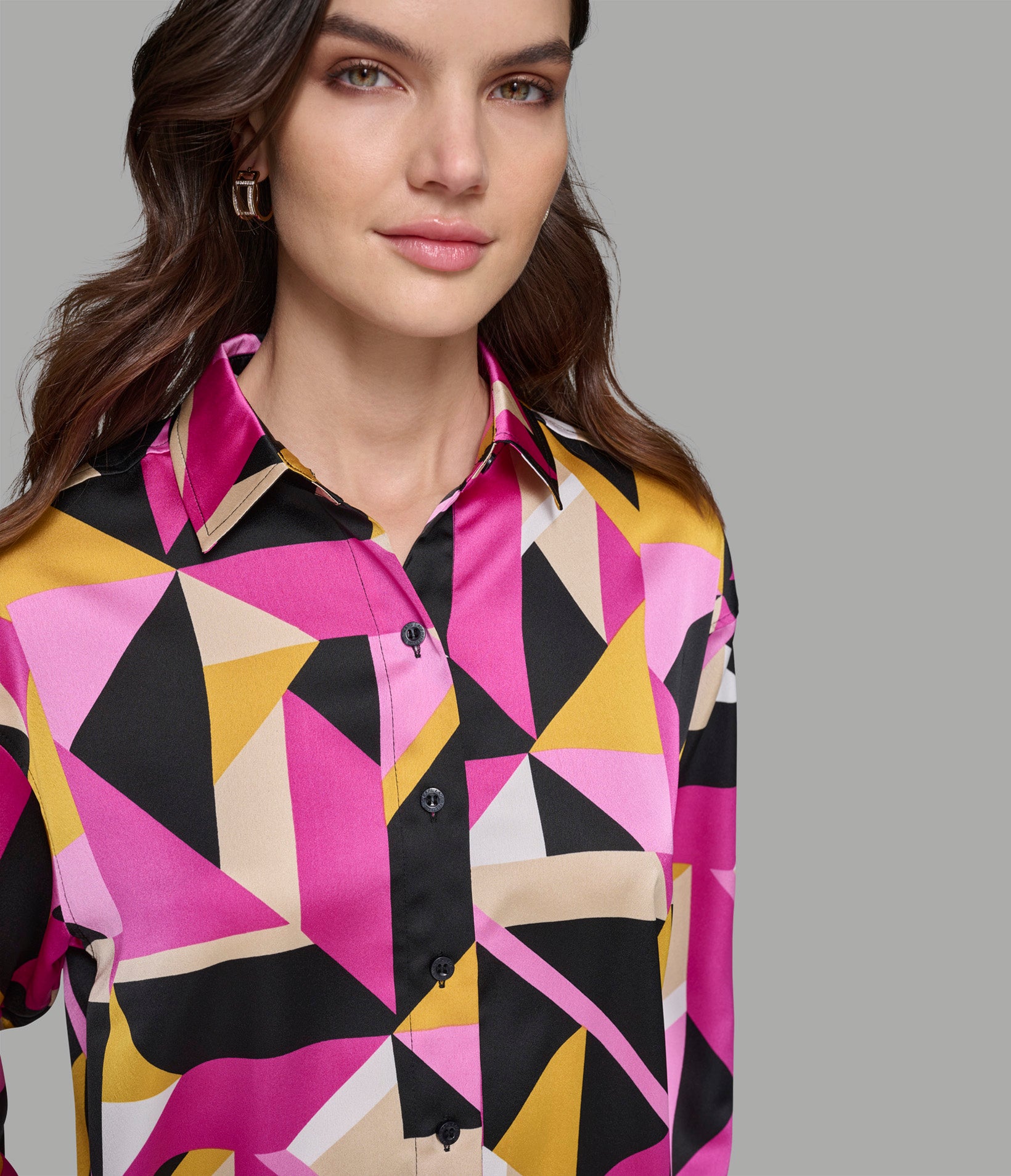 GEOMETRIC PRINT SOFT BLOUSE