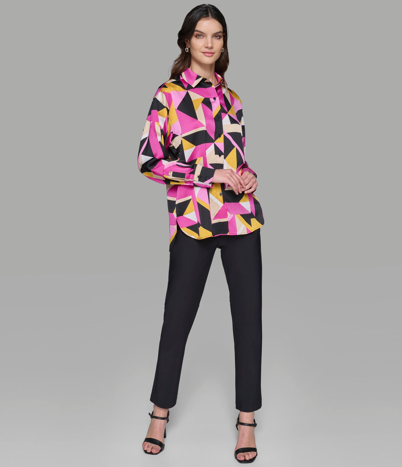 GEOMETRIC PRINT SOFT BLOUSE