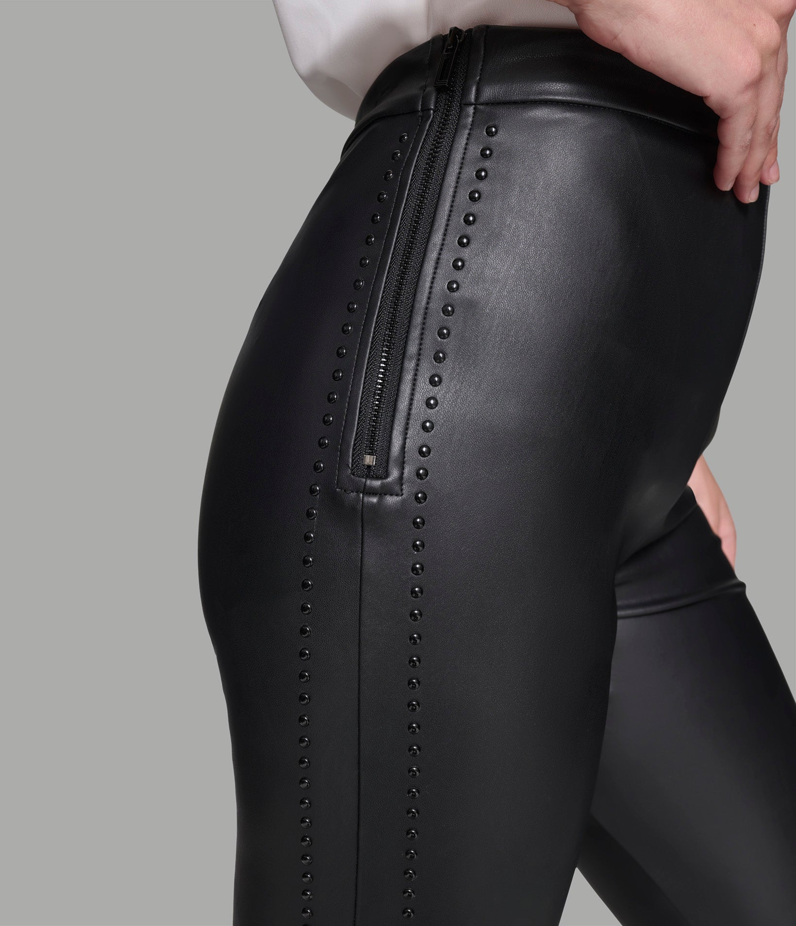 FAUX LEATHER STUDDED LEGGING