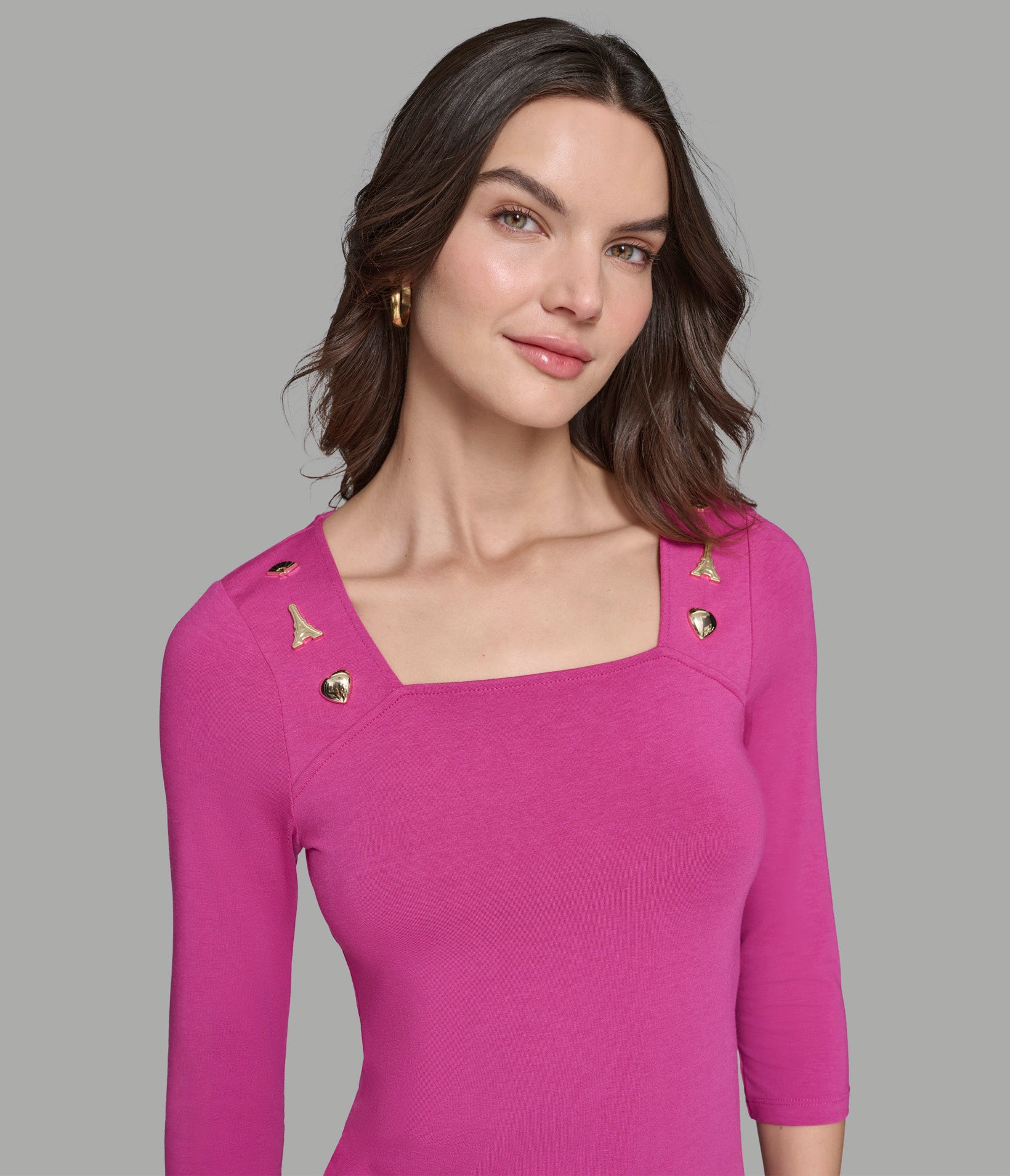 LONG SLEEVE KNIT WITH PINS