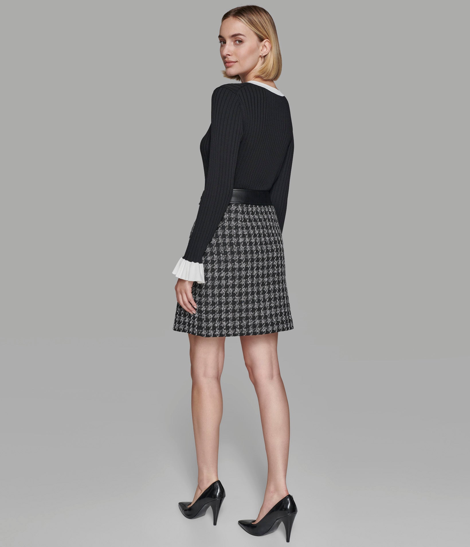 TWEED MINI SKIRT WITH TRIM