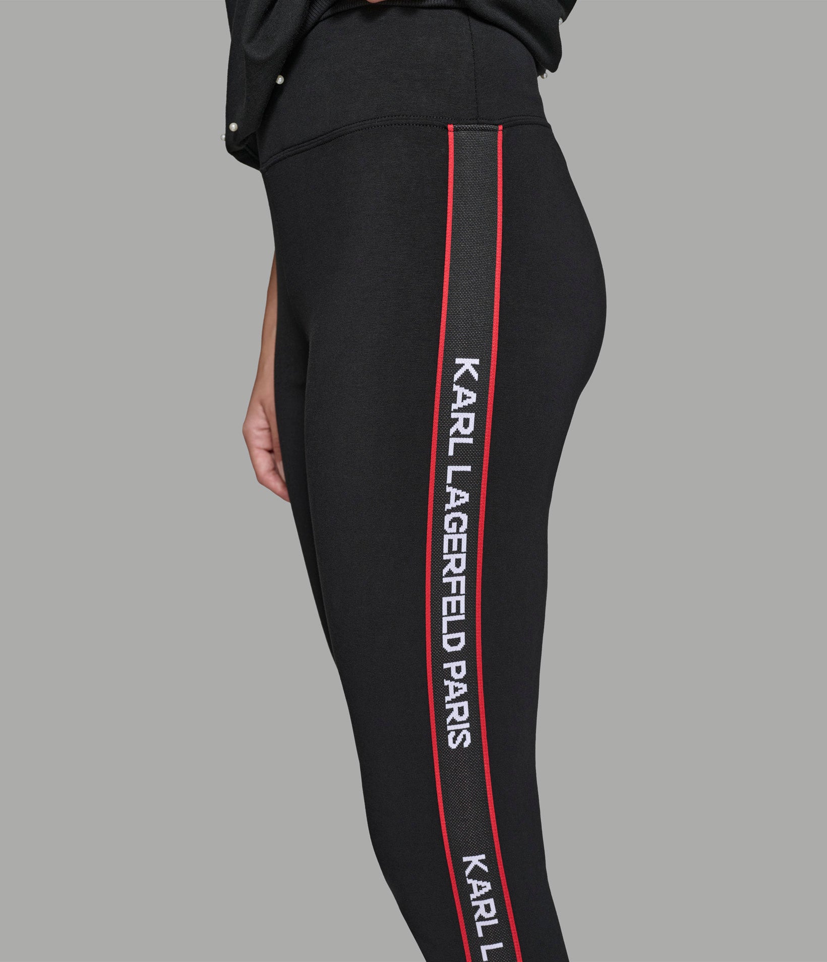 LOGO TAPE LEGGING