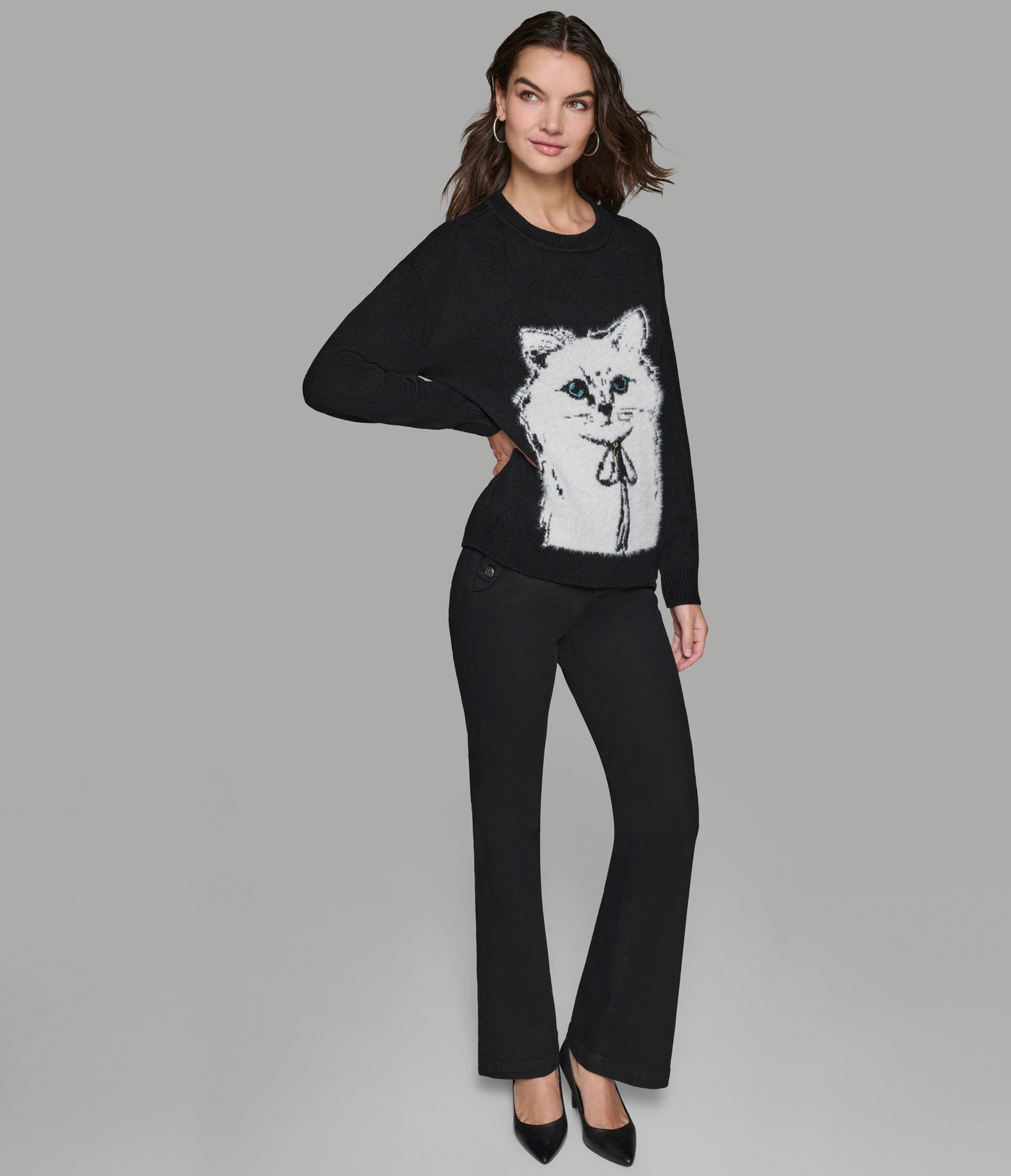 FUZZY SWEATER WITH CHOUPETTE CAT GRAPHIC