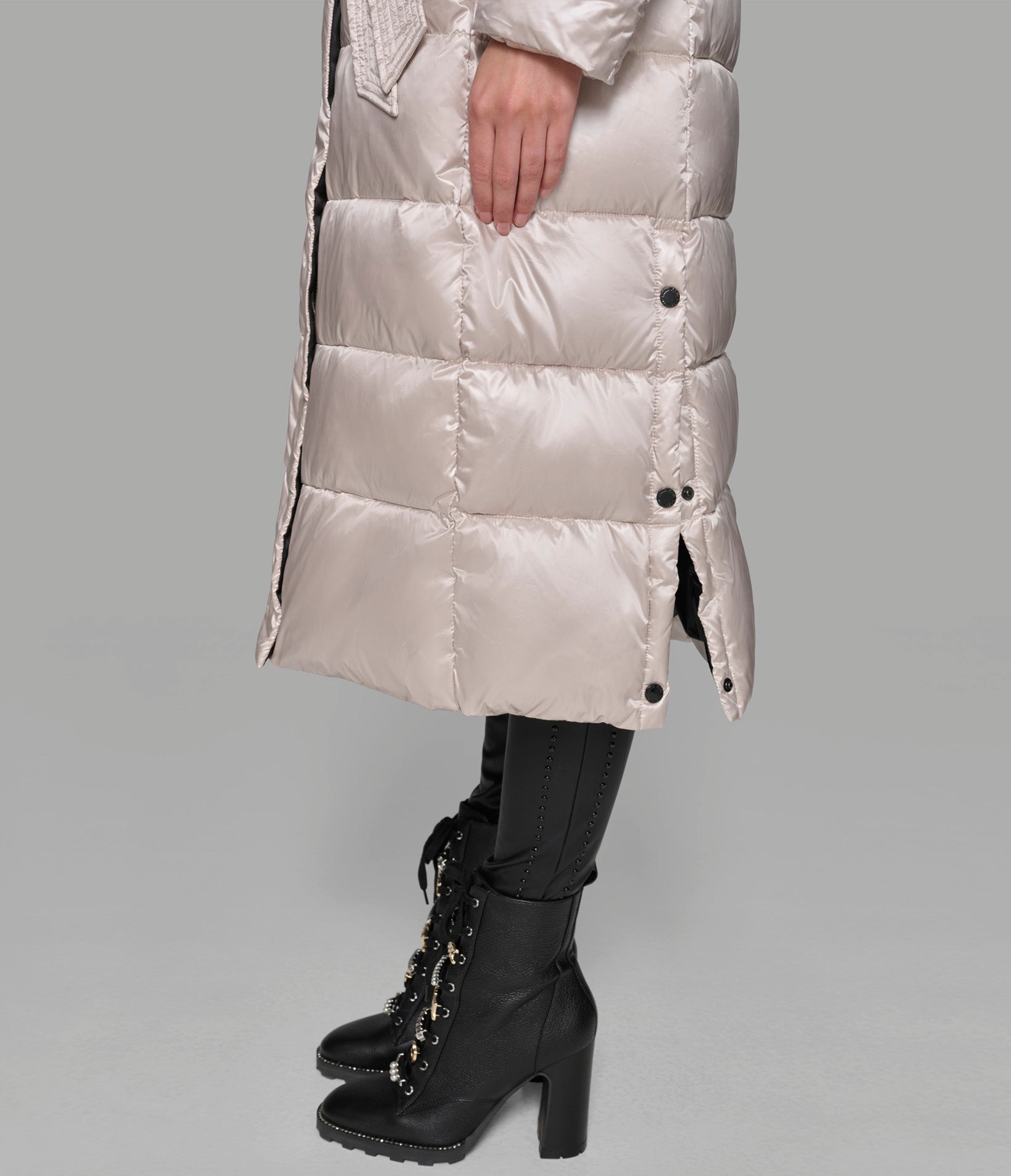 CONTRAST MAXI BELTED LONG PUFFER