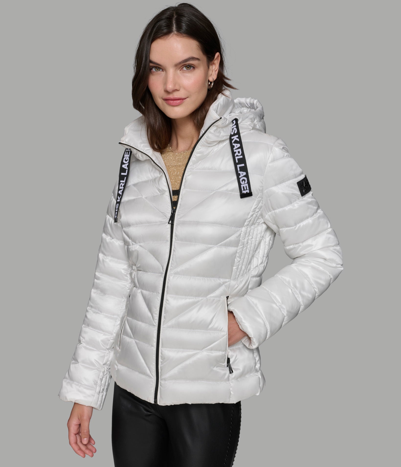 SHORT PUFFER JACKET WITH LOGO