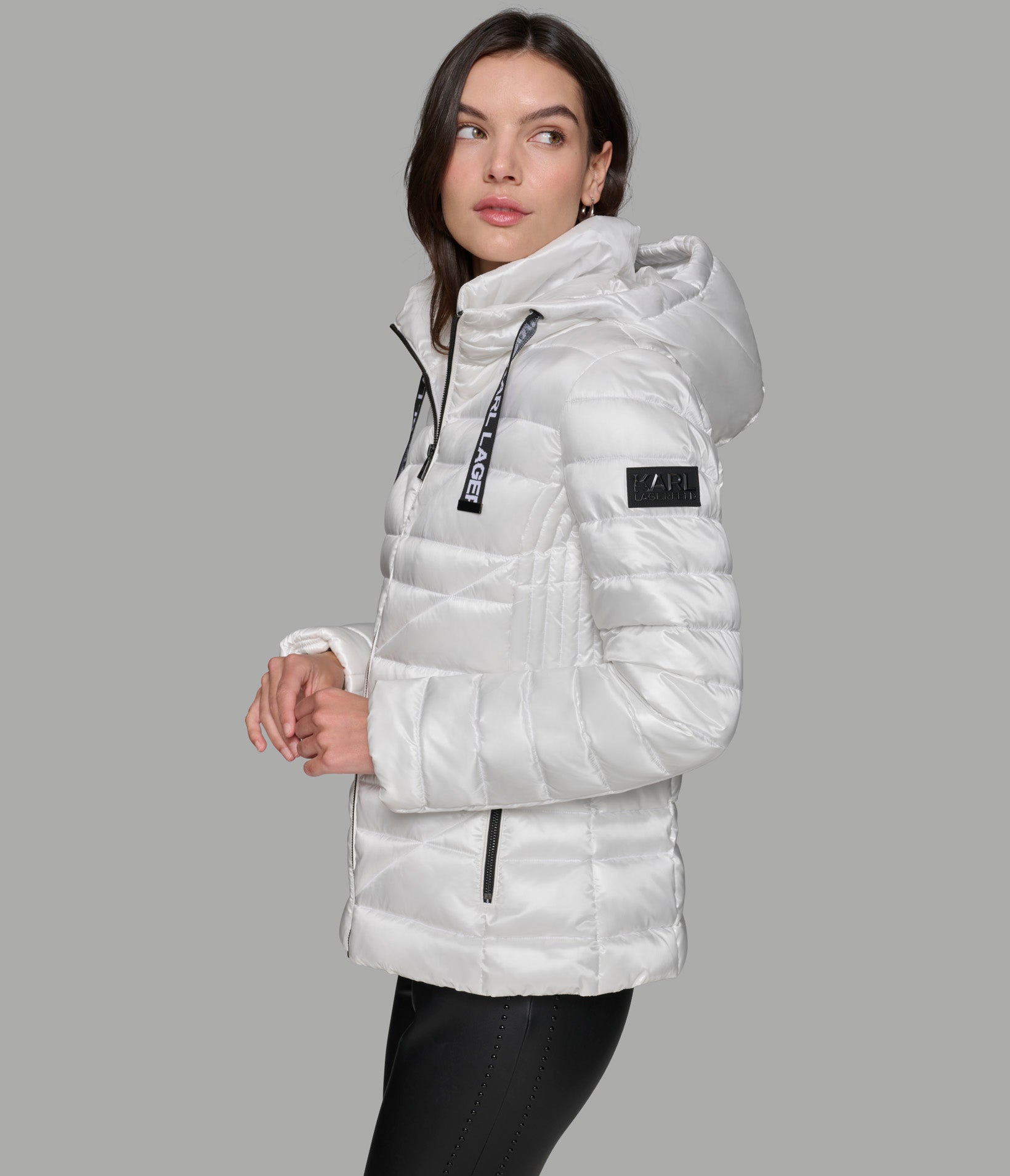 SHORT PUFFER JACKET WITH LOGO